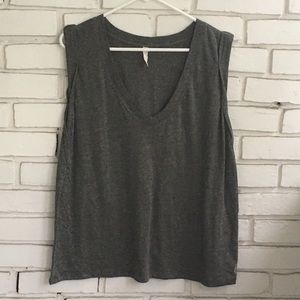 🌼Free People Sleeveless Top EUC Size XL🌼